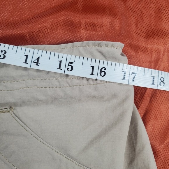 Mountain Hardware Women's Khaki Belted Outdoor Hiking Pants Size 12/34 x 31‎ - Picture 9 of 13